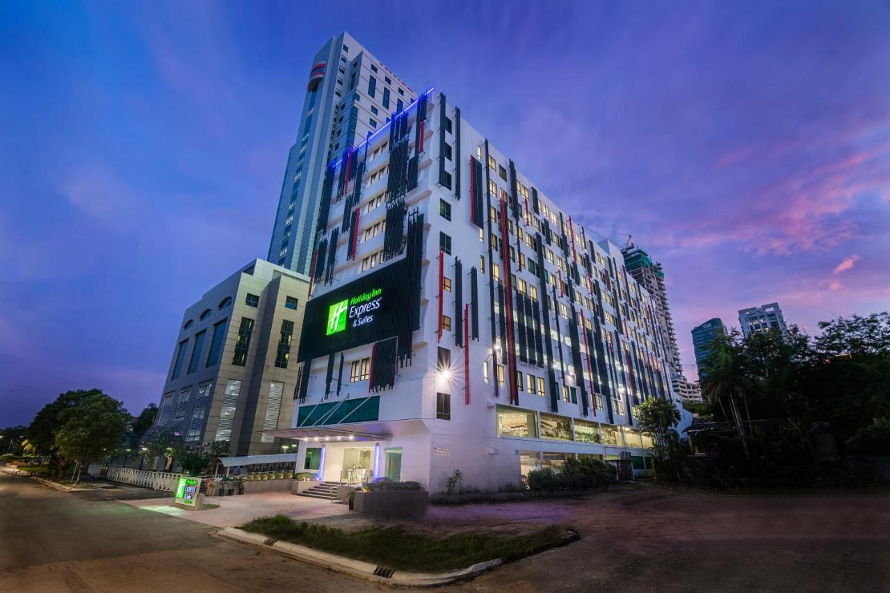 Holiday Inn Express & Suites Johor Bahru By Ihg エクステリア 写真