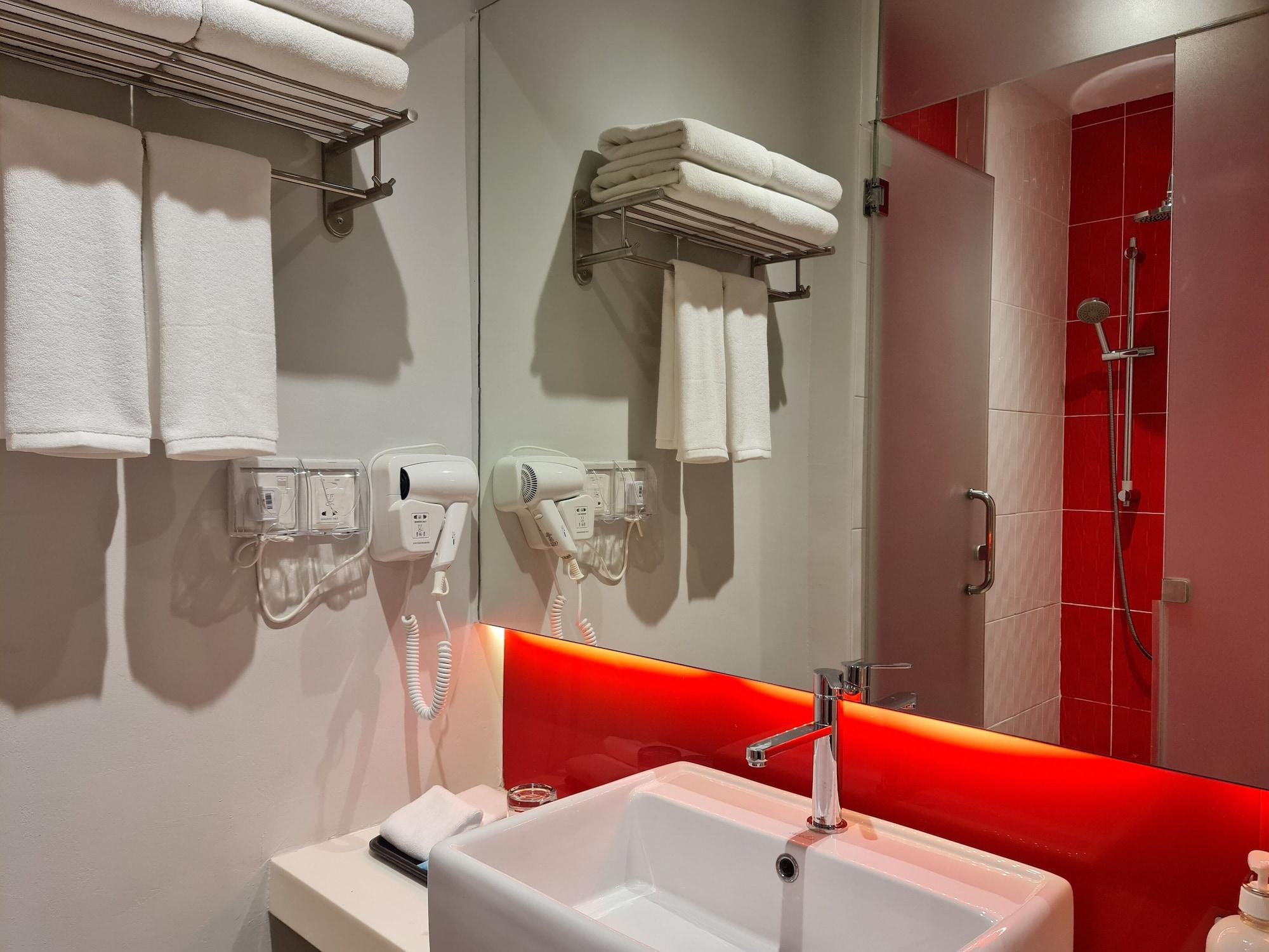 Holiday Inn Express & Suites Johor Bahru By Ihg エクステリア 写真