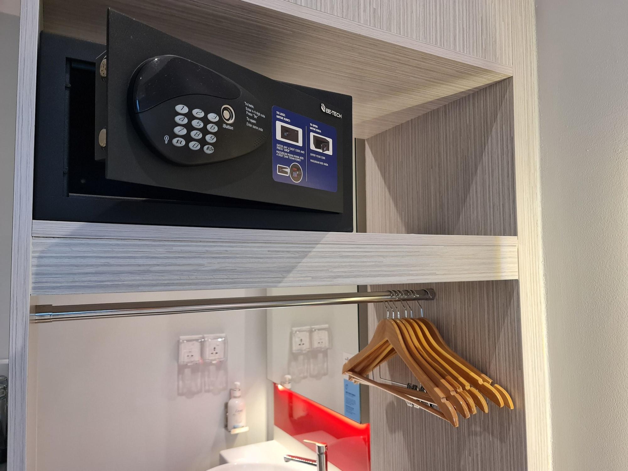 Holiday Inn Express & Suites Johor Bahru By Ihg エクステリア 写真