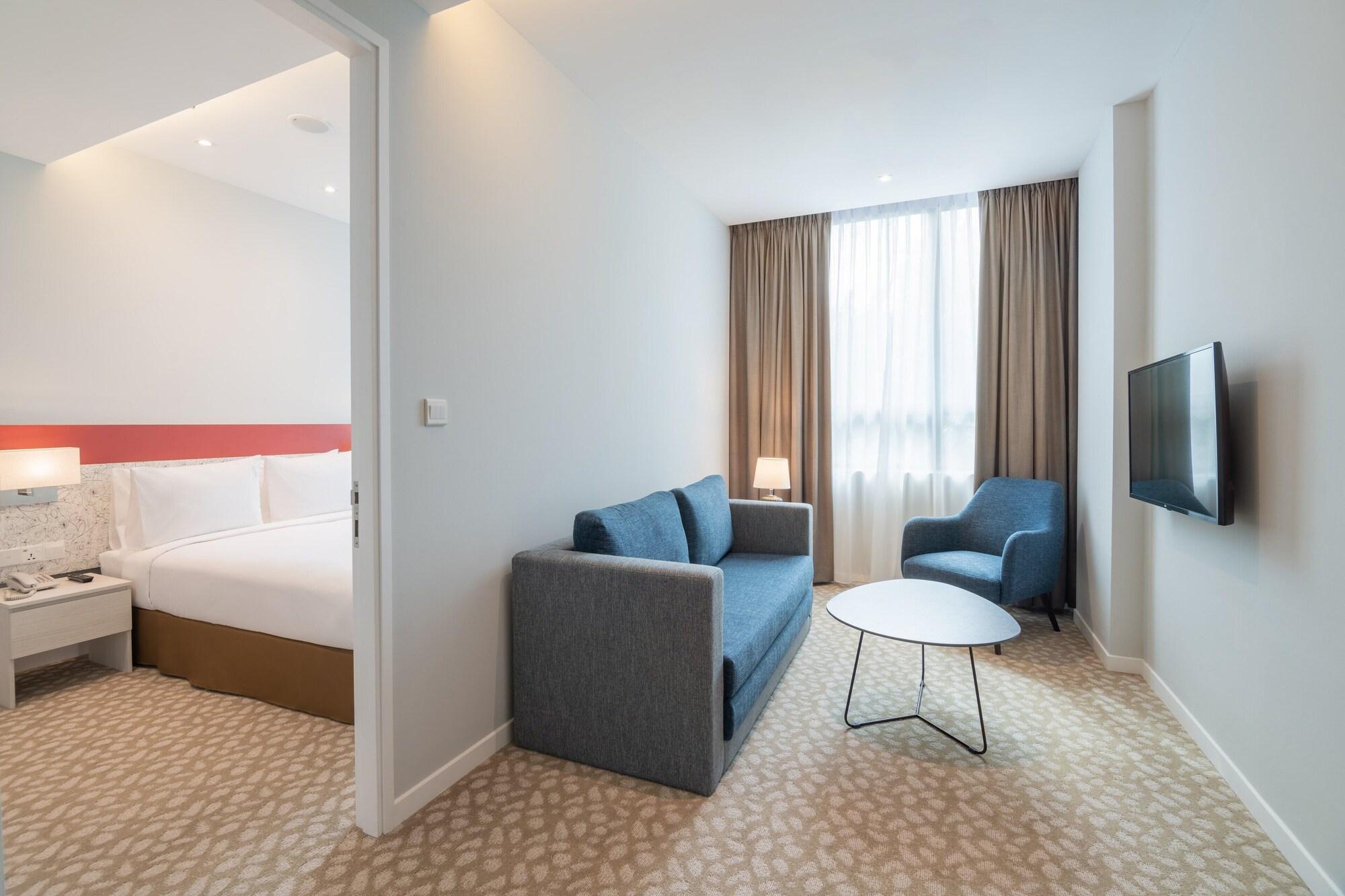 Holiday Inn Express & Suites Johor Bahru By Ihg エクステリア 写真