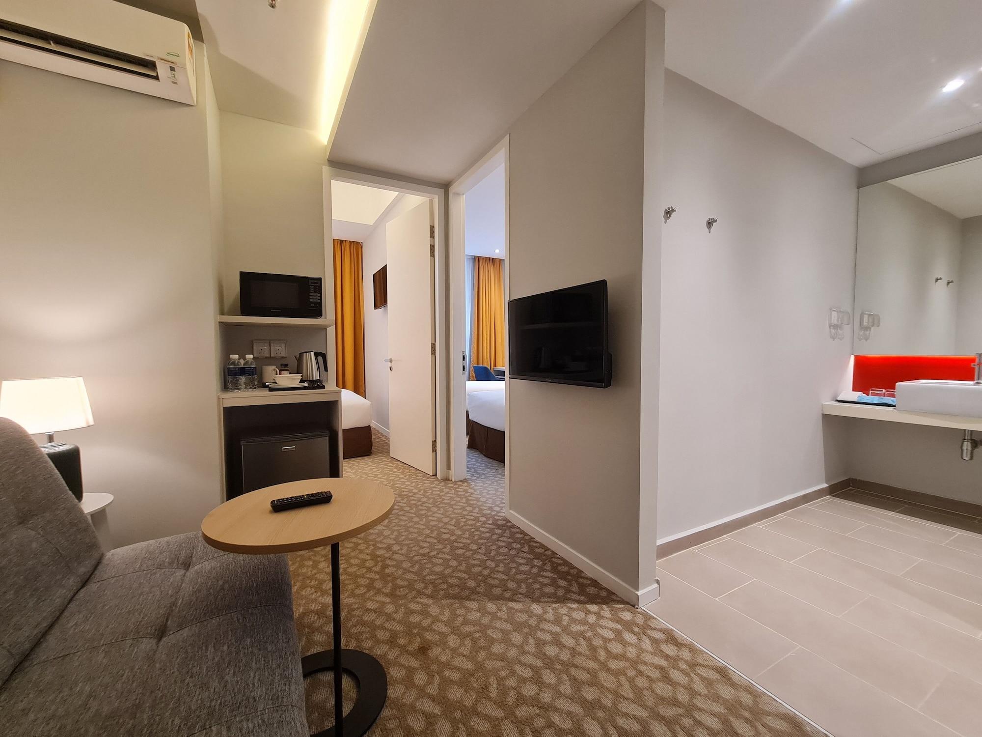 Holiday Inn Express & Suites Johor Bahru By Ihg エクステリア 写真